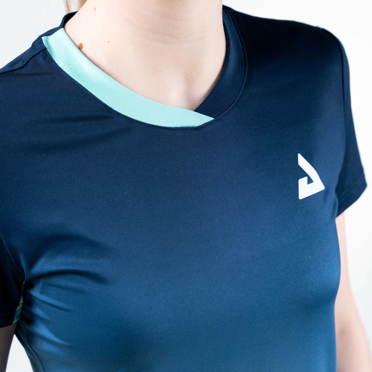 601056_JOOLA_Lady_Shirt_Competition_26_Turqouise_02-converted-from-webp